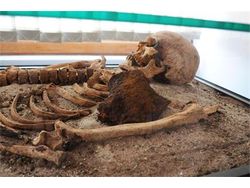 Откриха скелет на „вампир“ при разкопки край Перперикон